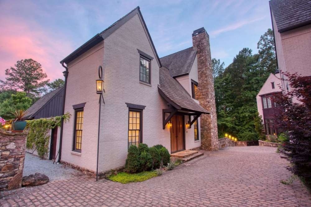 🤩 New listing in Swann Ridge!! 🤩⁠
⁠
Live in the picturesque Swann Ridge neighborhood of Serenbe in this custom-built European-style home. The open gourmet kitchen leads into the dining alcove with floor to ceilings windows showcasing forest views and a spacious yet cozy great room with a stone fireplace. Directly off the kitchen is a gorgeous private courtyard with spa/pool and pergola perfect for entertaining. The owners suite is upstairs which features a private porch with fireplace perfect for a glass of wine before retiring to bed. 🍷🥂⁠
⁠
👀 Read about the rest of the stunning details by tapping this post in the link in our bio!