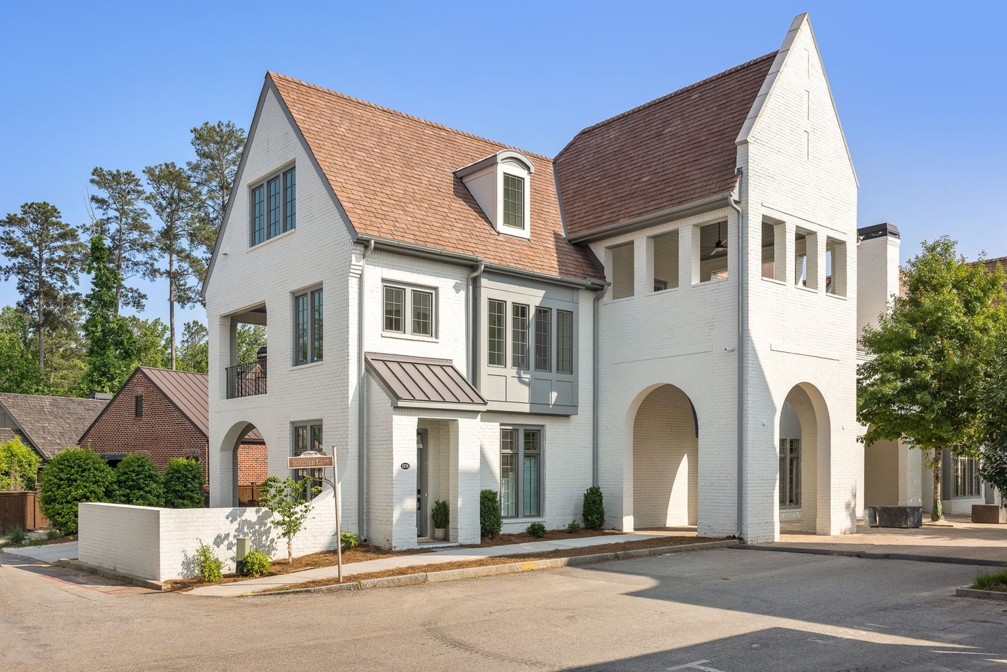 This stunning 3-Story Anders Garden townhome is CLOSED! 💥 ⁠
Built by Brightwater Homes with interiors curated by Sol Designs, it is full of charming details! We especially love the covered outdoor living spaces perfect for relaxing and entertaining!