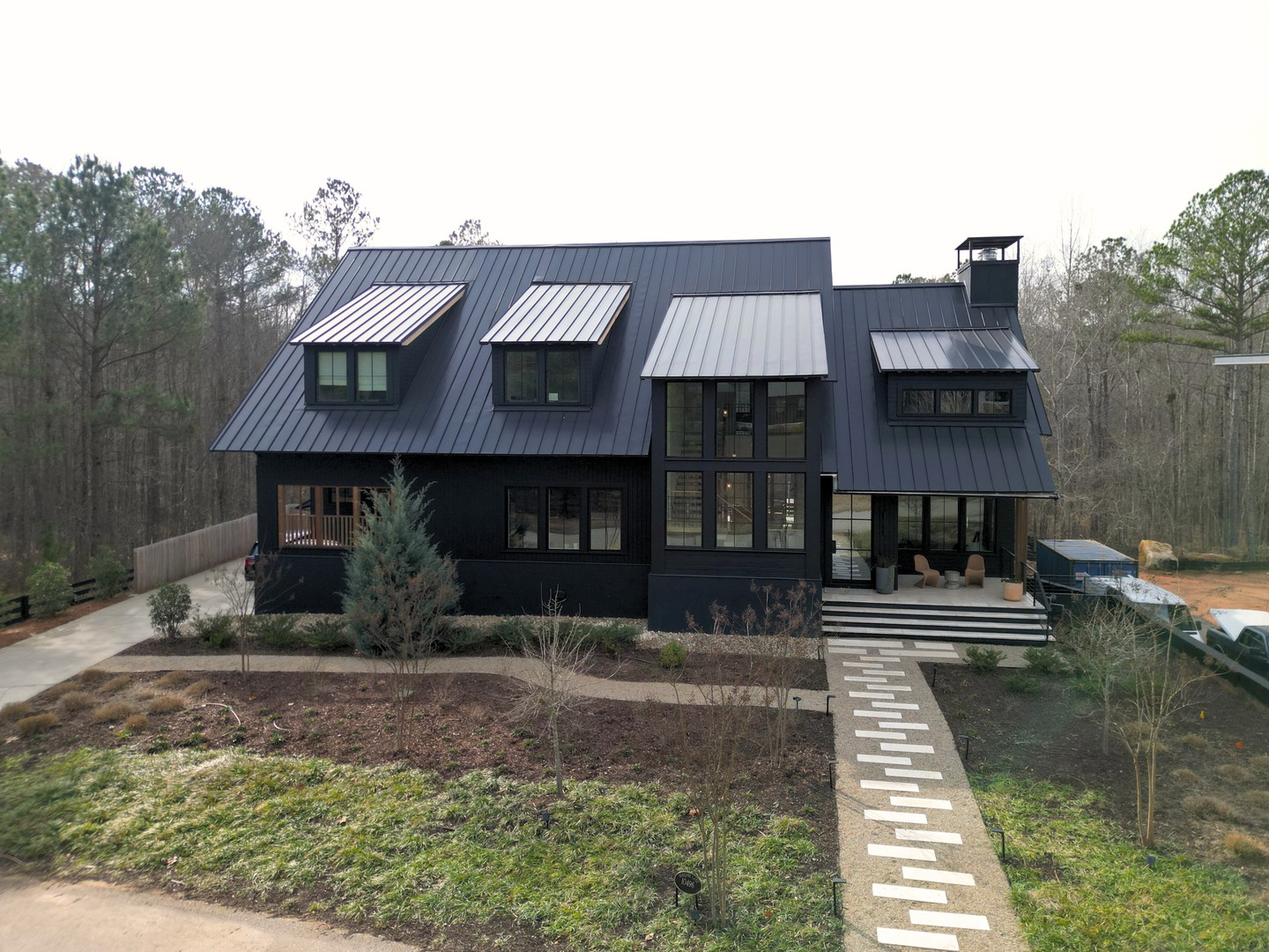 This gorgeous residence in the Grange hamlet of Serenbe, just across from organic Serenbe Farms, is Under Contract! We are so thrilled for our clients and new neighbors as they move into Serenbe. 🎉